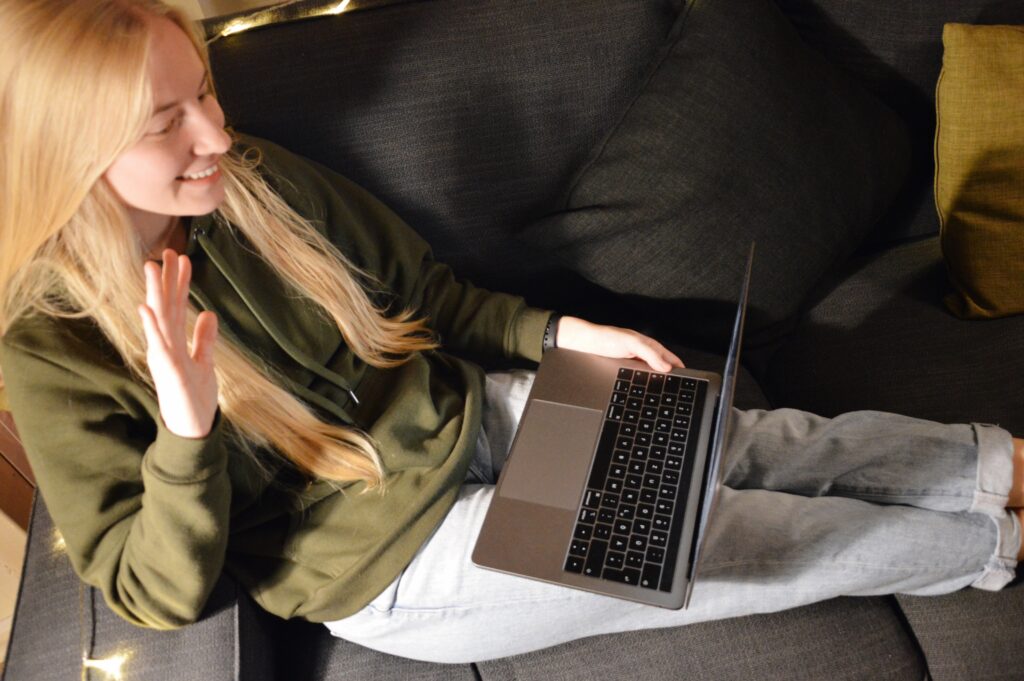 a-young-woman-video-chatting-with-friend-in-the-ev-2025-01-08-06-27-37-utc
