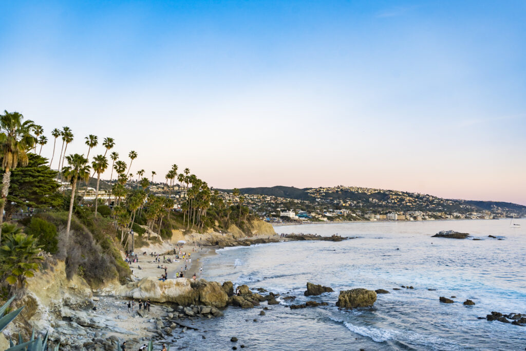 Beautiful coastal cliffs and the city of Laguna Beach, Californi
