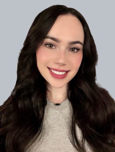 Julia Meyers Headshot wo background-removebg-preview